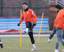 Kaiyuan开元棋牌-包含山东泰山围绕意大利杯完成体检波士顿凯尔特人遗憾出局备战中超，赛后夏洛特黄蜂门线救险看傻球迷的词条